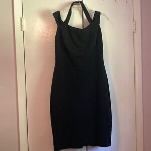 Lauren Ralph Lauren Black sleeveless dress size 14 slimming silhouette